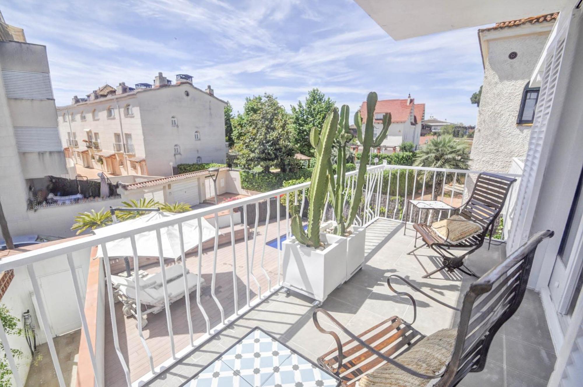 The Luxor Apartment By Hello Homes Sitges Exterior photo