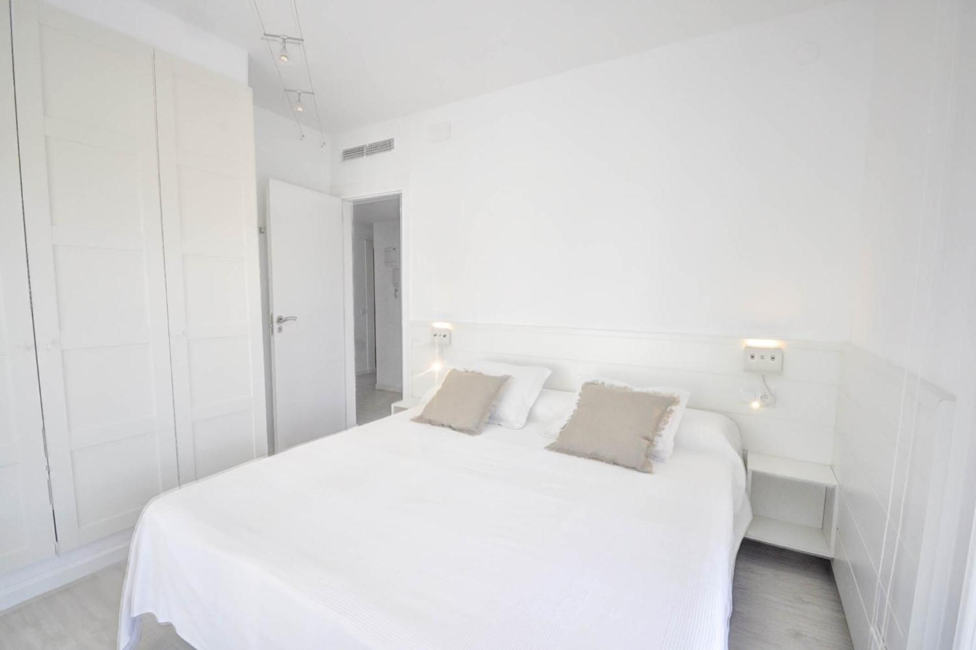 The Luxor Apartment By Hello Homes Sitges Exterior photo