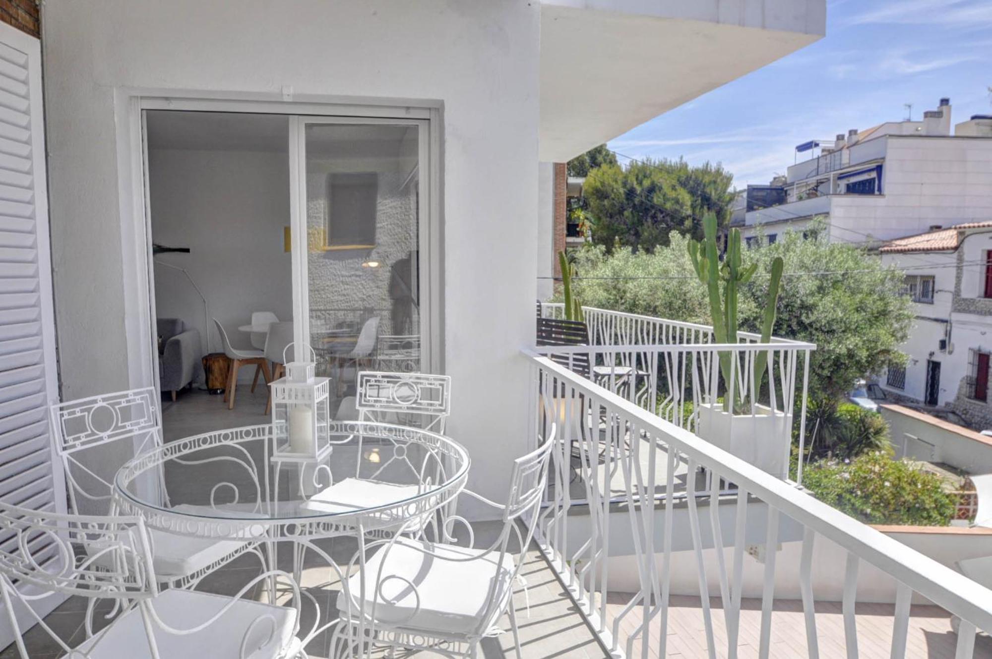 The Luxor Apartment By Hello Homes Sitges Exterior photo